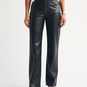 Abercrombie & Fitch Vegan Leather 90s Straight Ultra High Rise Pants Size 6Short
